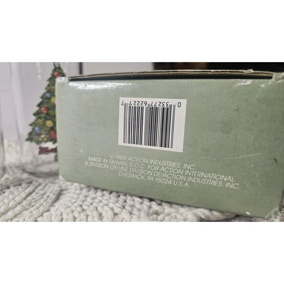 Christmas Tree Glass Salt and Pepper Shakers Vintage 80s New In Box - Picture 6 of 8